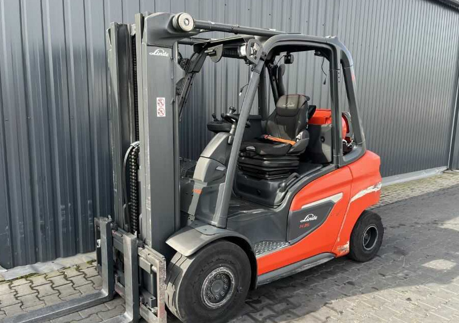 Linde H35T-01 - رافعة شوكية تعمل بالغاز: صور 1 Linde H35T-01 - رافعة شوكية تعمل بالغاز: صور 1