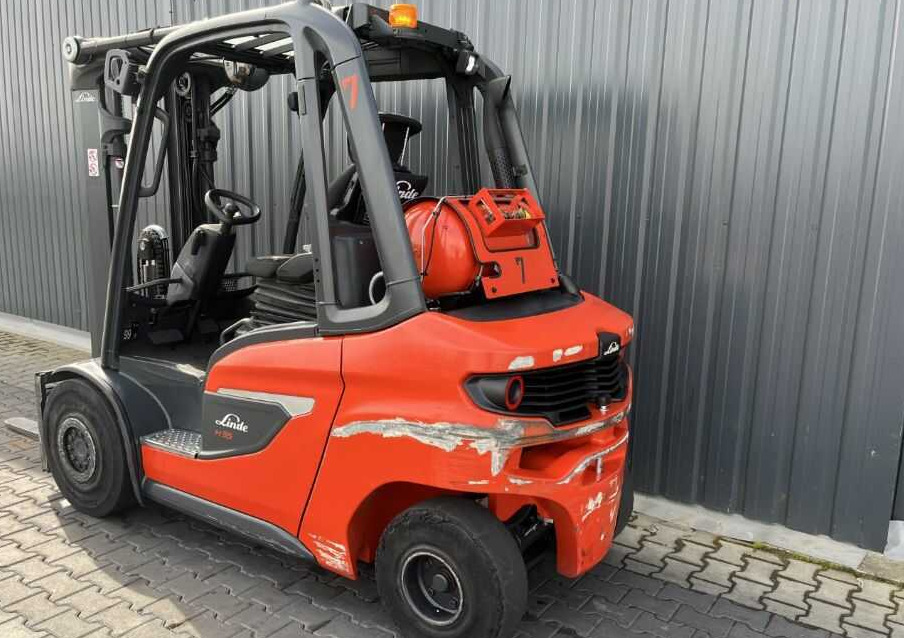 Linde H35T-01 - رافعة شوكية تعمل بالغاز: صور 3 Linde H35T-01 - رافعة شوكية تعمل بالغاز: صور 3