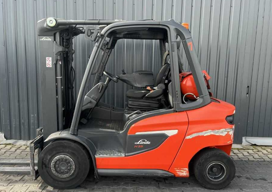 Linde H35T-01 - رافعة شوكية تعمل بالغاز: صور 2 Linde H35T-01 - رافعة شوكية تعمل بالغاز: صور 2