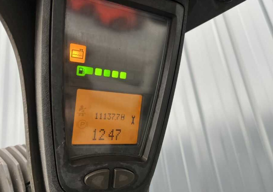 Linde H35T-02 - رافعة شوكية تعمل بالغاز: صور 4 Linde H35T-02 - رافعة شوكية تعمل بالغاز: صور 4