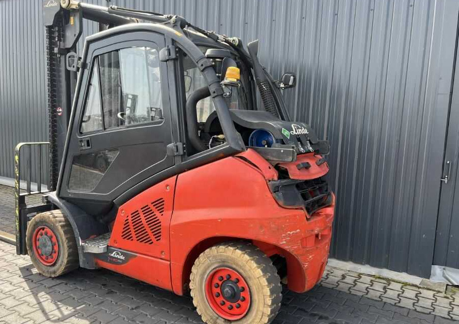 Linde H40T-02 - رافعة شوكية تعمل بالغاز: صور 3 Linde H40T-02 - رافعة شوكية تعمل بالغاز: صور 3