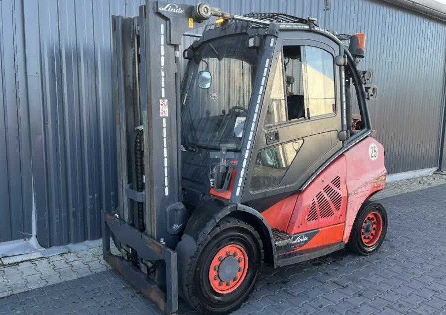 Linde H45T-02 - رافعة شوكية تعمل بالغاز: صور 1 Linde H45T-02 - رافعة شوكية تعمل بالغاز: صور 1