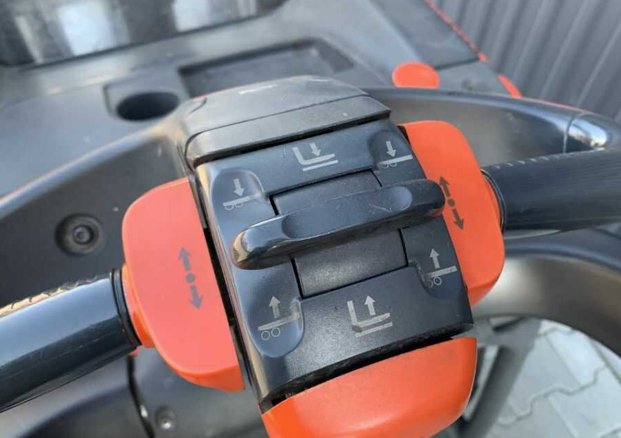 Linde L14AP - معدات تكديس: صور 2 Linde L14AP - معدات تكديس: صور 2