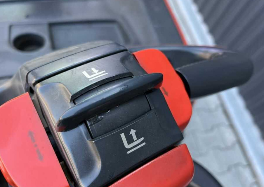 Linde L14AP - معدات تكديس: صور 3 Linde L14AP - معدات تكديس: صور 3