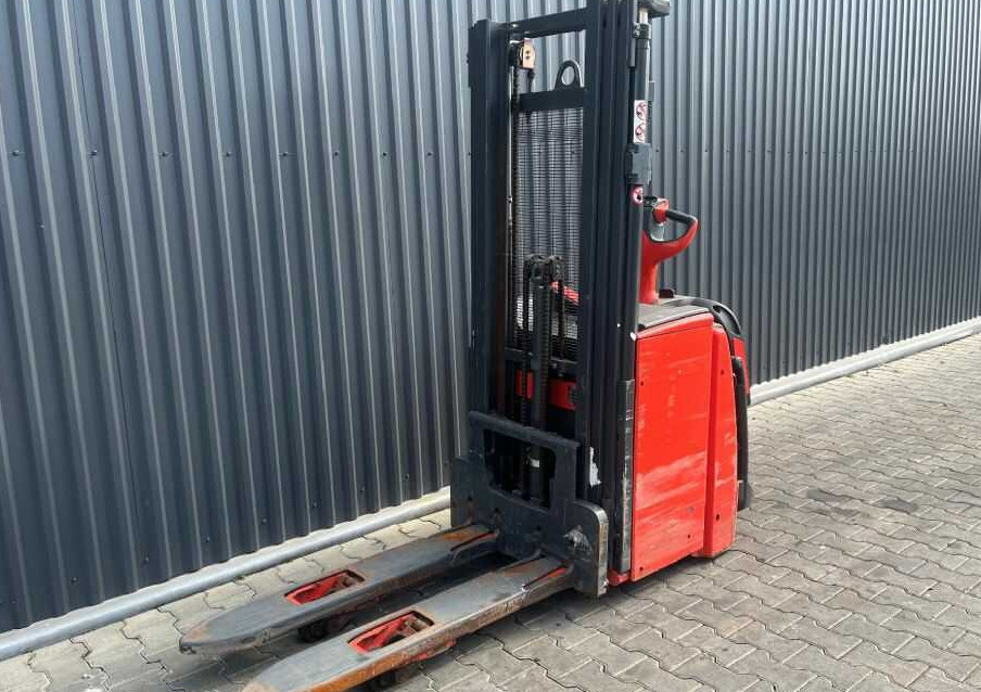 Linde L14APi - معدات تكديس: صور 1 Linde L14APi - معدات تكديس: صور 1