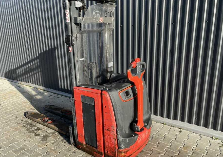 Linde L16 - معدات تكديس: صور 1 Linde L16 - معدات تكديس: صور 1