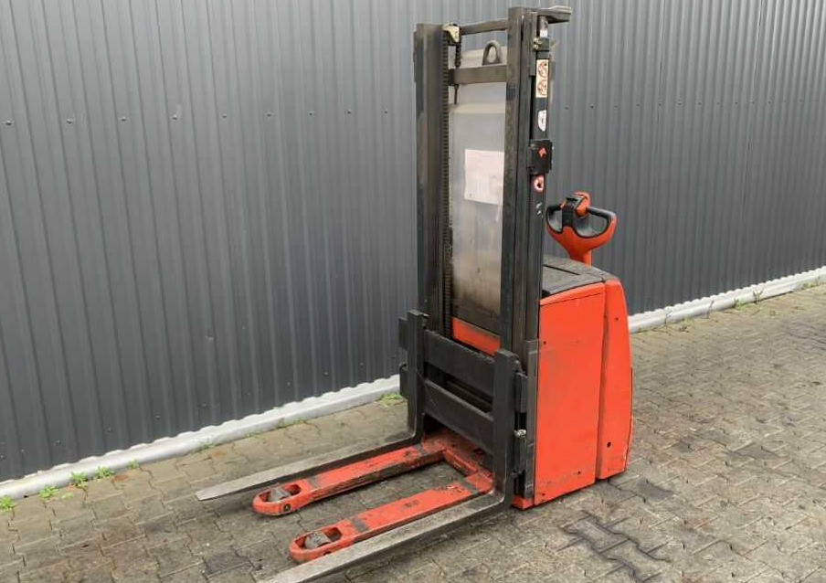 Linde L16 - معدات تكديس: صور 1 Linde L16 - معدات تكديس: صور 1