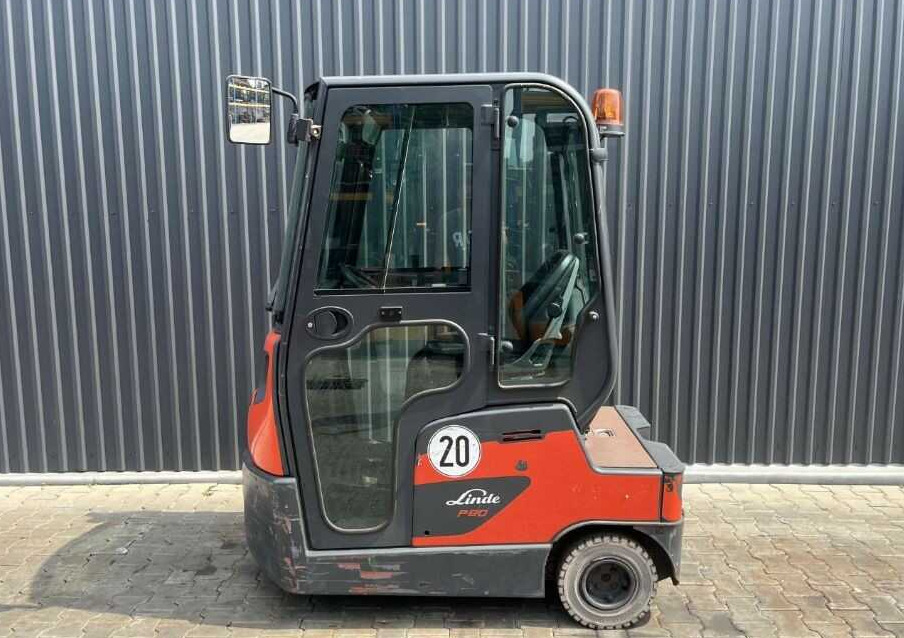 Linde P80 - جرار السحب الكهربائي: صور 2 Linde P80 - جرار السحب الكهربائي: صور 2