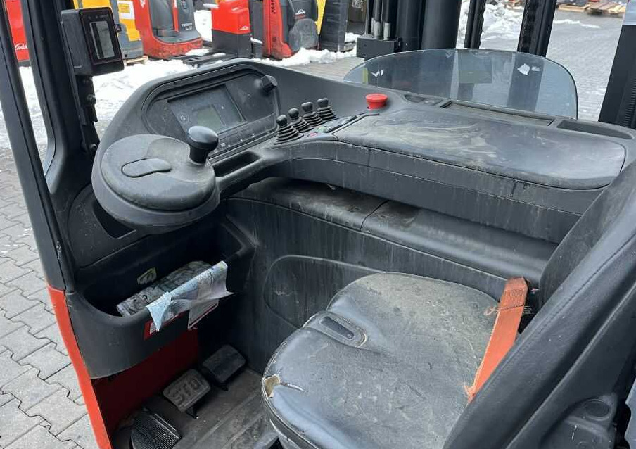 Linde R14-01 - شاحنة مناولة: صور 4 Linde R14-01 - شاحنة مناولة: صور 4