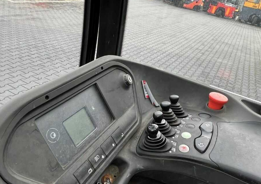 Linde R14HD-01 - شاحنة مناولة: صور 5 Linde R14HD-01 - شاحنة مناولة: صور 5