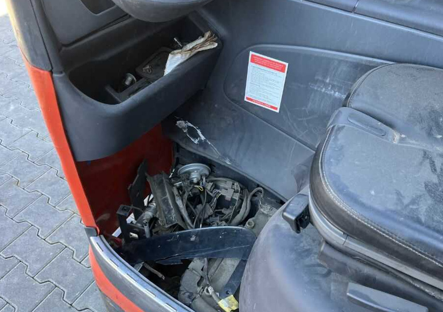 Linde R16 - شاحنة مناولة: صور 5 Linde R16 - شاحنة مناولة: صور 5