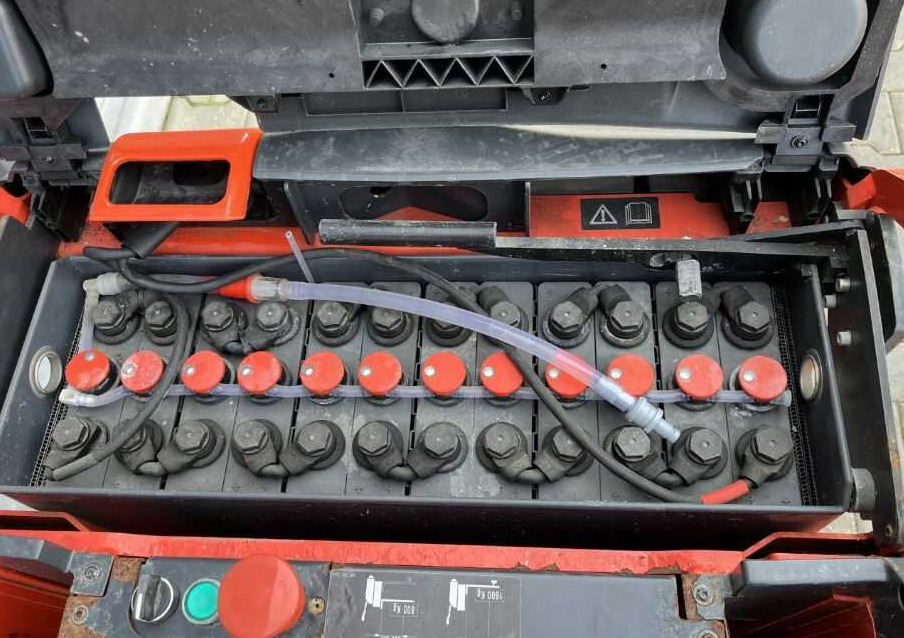 Linde T16L - معدات الرفع منخفض المستوى: صور 5 Linde T16L - معدات الرفع منخفض المستوى: صور 5