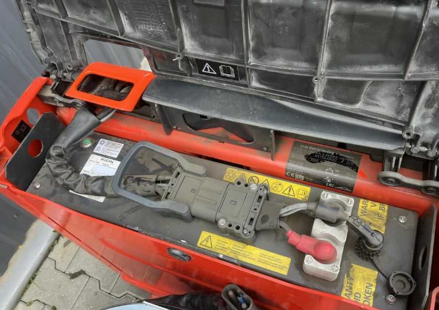 Linde T16 - معدات الرفع منخفض المستوى: صور 4 Linde T16 - معدات الرفع منخفض المستوى: صور 4