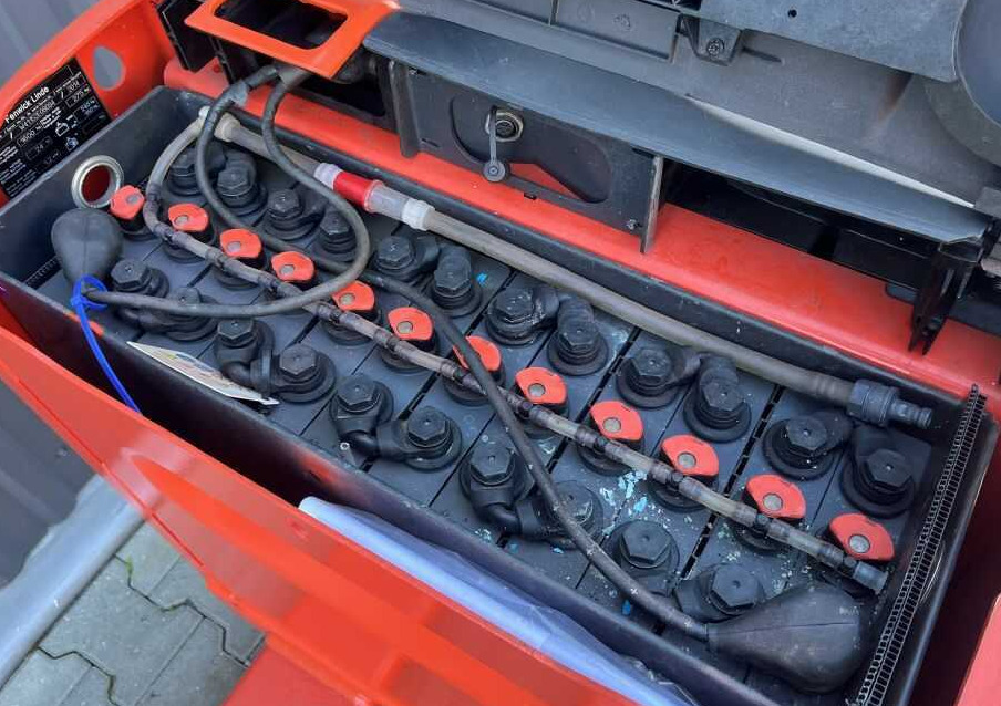 Linde T16 - معدات الرفع منخفض المستوى: صور 5 Linde T16 - معدات الرفع منخفض المستوى: صور 5