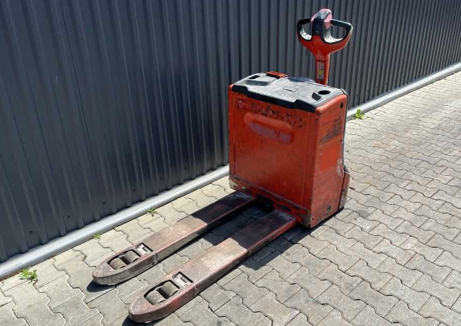 Linde T16 - معدات الرفع منخفض المستوى: صور 1 Linde T16 - معدات الرفع منخفض المستوى: صور 1