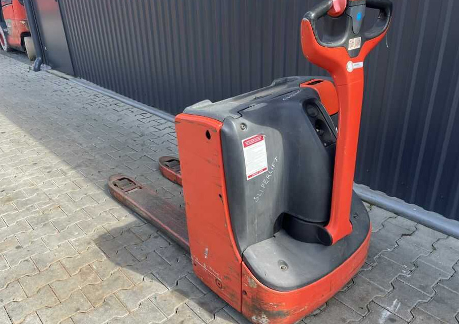 Linde T16 - معدات الرفع منخفض المستوى: صور 3 Linde T16 - معدات الرفع منخفض المستوى: صور 3