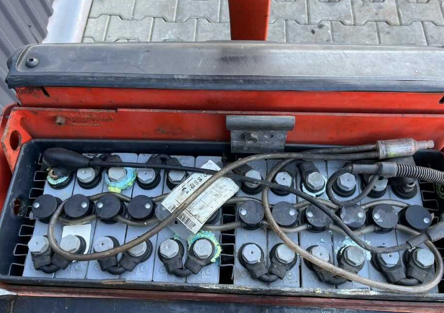 Linde T16 - معدات الرفع منخفض المستوى: صور 5 Linde T16 - معدات الرفع منخفض المستوى: صور 5