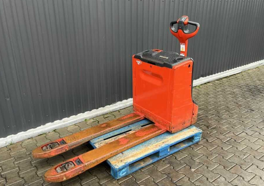 Linde T18 - معدات الرفع منخفض المستوى: صور 1 Linde T18 - معدات الرفع منخفض المستوى: صور 1