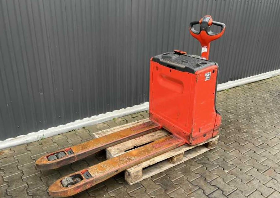 Linde T18 - معدات الرفع منخفض المستوى: صور 1 Linde T18 - معدات الرفع منخفض المستوى: صور 1