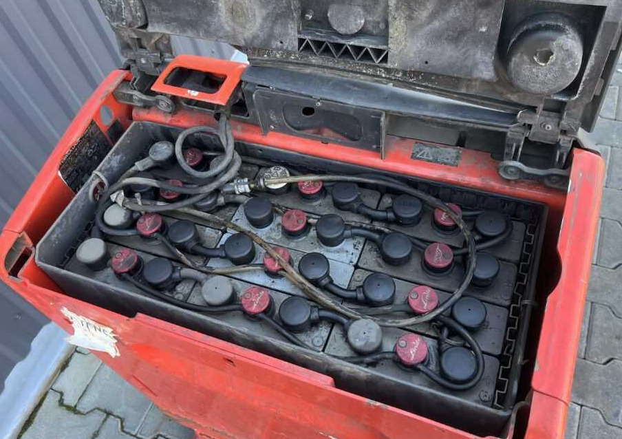 Linde T18 - معدات الرفع منخفض المستوى: صور 5 Linde T18 - معدات الرفع منخفض المستوى: صور 5