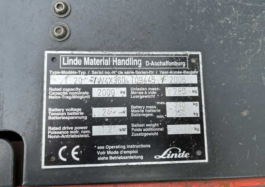 Linde T20 - معدات الرفع منخفض المستوى: صور 4 Linde T20 - معدات الرفع منخفض المستوى: صور 4