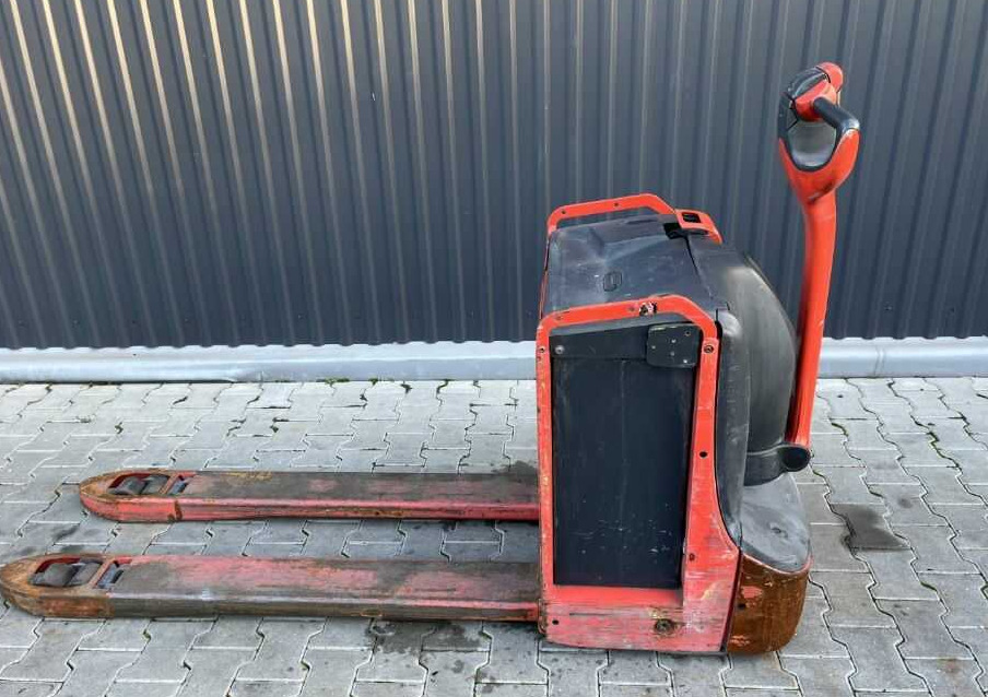 Linde T20 - معدات الرفع منخفض المستوى: صور 1 Linde T20 - معدات الرفع منخفض المستوى: صور 1