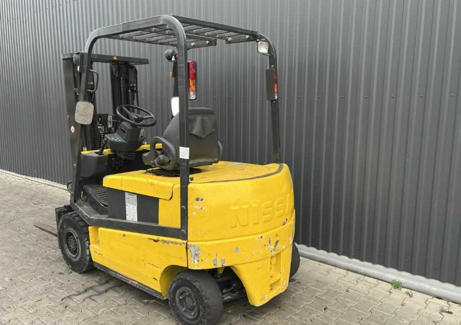 Nissan Q02L25CU - رافعة شوكية كهربائية: صور 3 Nissan Q02L25CU - رافعة شوكية كهربائية: صور 3