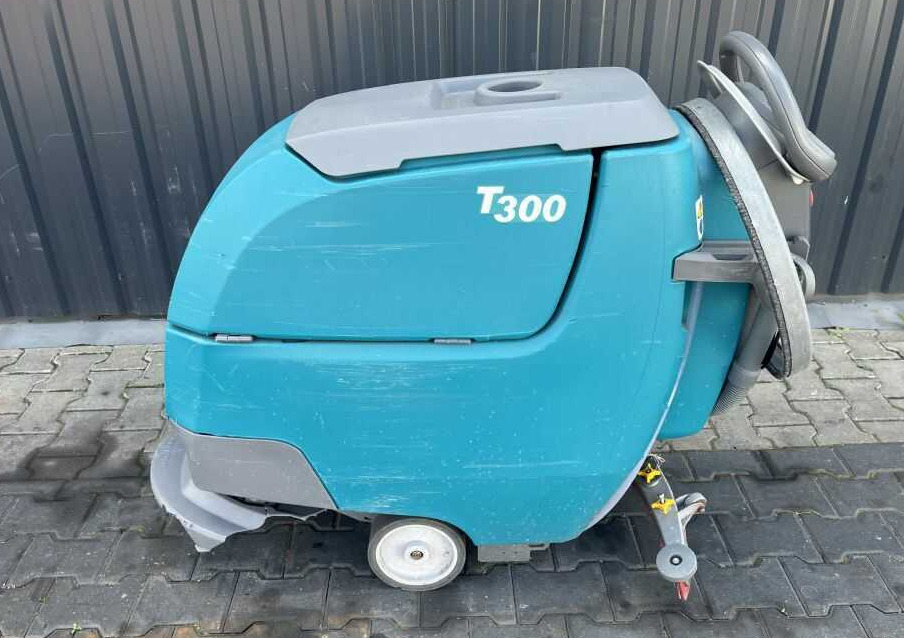 Tennant T300 - ماكينة فرك وتجفيف: صور 2 Tennant T300 - ماكينة فرك وتجفيف: صور 2