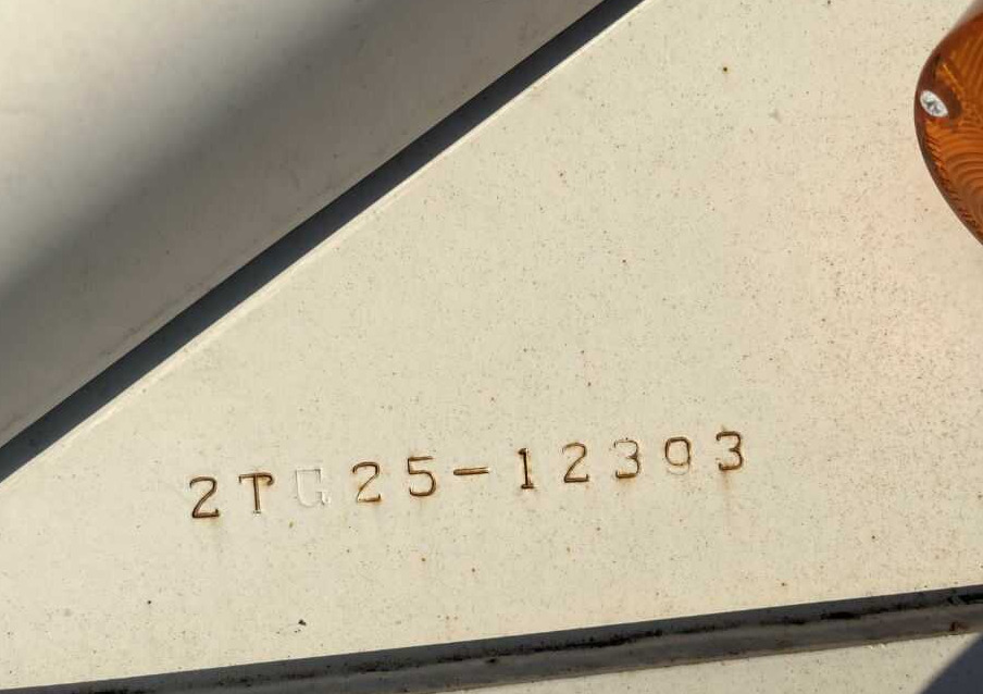 Toyota 2TG20 - جرار السحب الكهربائي: صور 2 Toyota 2TG20 - جرار السحب الكهربائي: صور 2