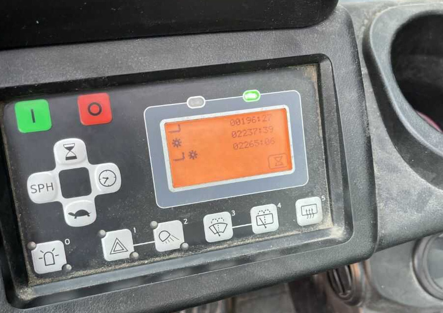 Toyota 8FBE16T - رافعة شوكية كهربائية: صور 5 Toyota 8FBE16T - رافعة شوكية كهربائية: صور 5