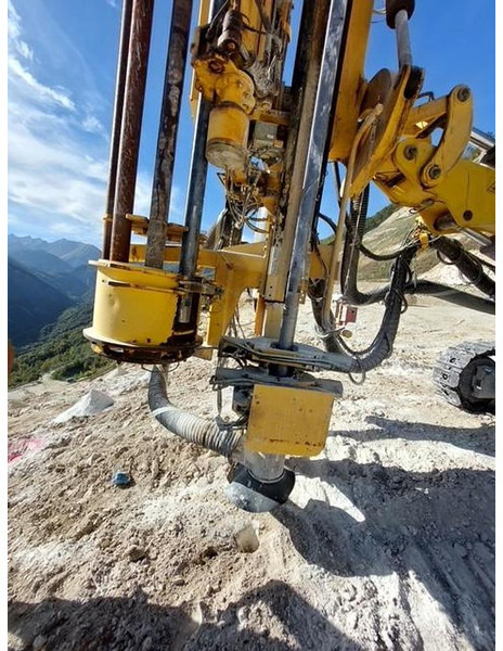 Atlas-Copco Roc F6 - آلة حفر: صور 2 Atlas-Copco Roc F6 - آلة حفر: صور 2