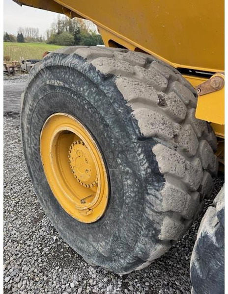 BELL B30E - جرار بعجلتين: صور 4 BELL B30E - جرار بعجلتين: صور 4