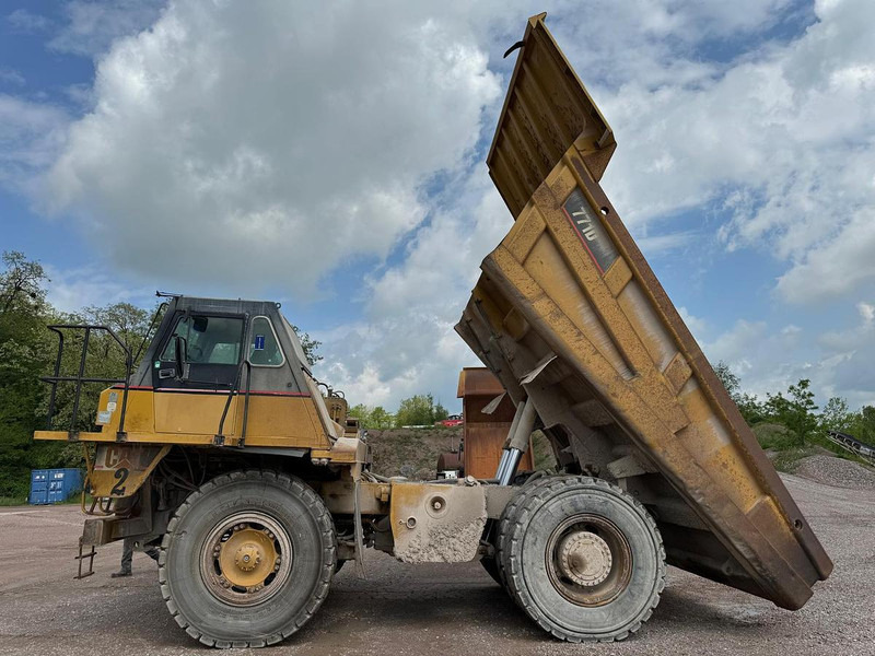 قلابة شاحنة Caterpillar 771D: صور 7