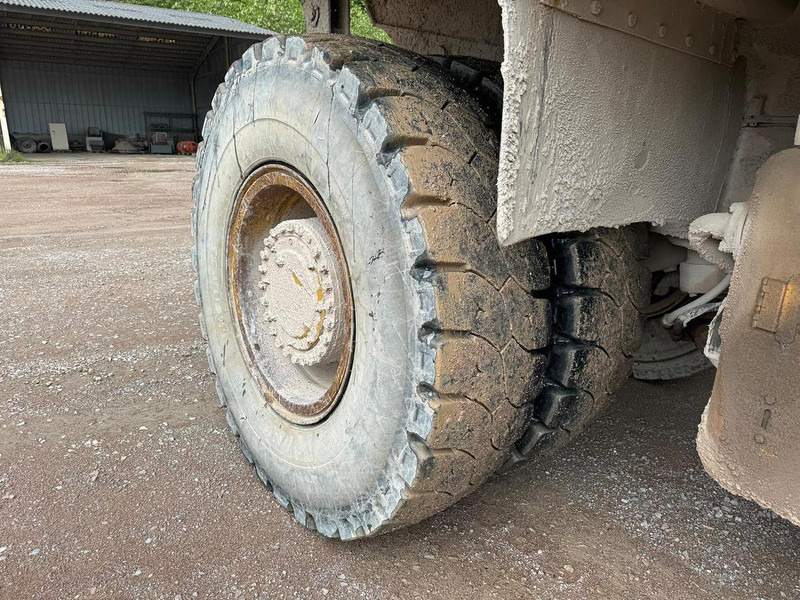 قلابة شاحنة Caterpillar 771D: صور 18