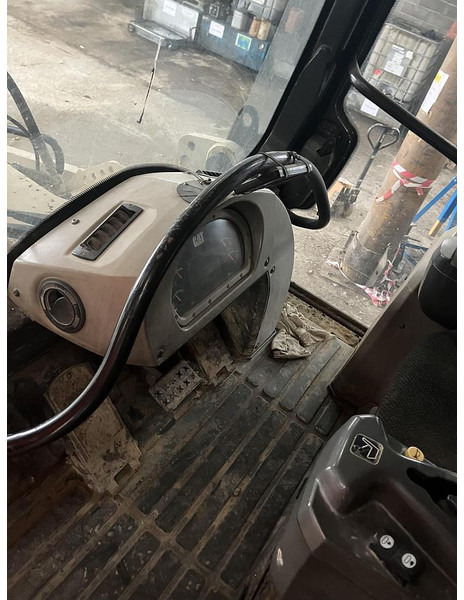 Caterpillar 963D - اللودر المجنزر: صور 5 Caterpillar 963D - اللودر المجنزر: صور 5