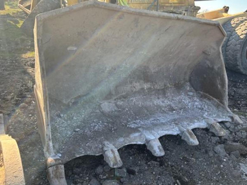 Caterpillar 973D - بكت: صور 1 Caterpillar 973D - بكت: صور 1