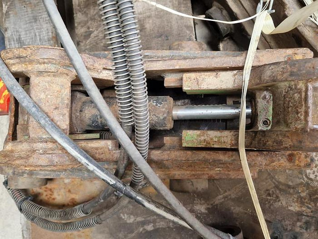 GEITH JCB3CX - وصلة الربط للمعدات المعلقة: صور 1 GEITH JCB3CX - وصلة الربط للمعدات المعلقة: صور 1