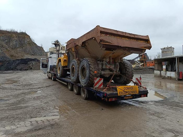 Komatsu HM300-2 - قلابة شاحنة: صور 4 Komatsu HM300-2 - قلابة شاحنة: صور 4