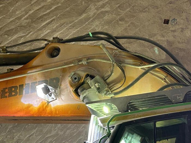 Liebherr R956HD - حفارات زحافة: صور 5 Liebherr R956HD - حفارات زحافة: صور 5