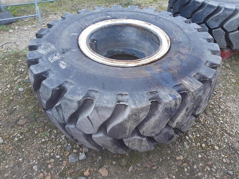 Michelin 20.5R25XLDD2A - الإطارات: صور 4 Michelin 20.5R25XLDD2A - الإطارات: صور 4