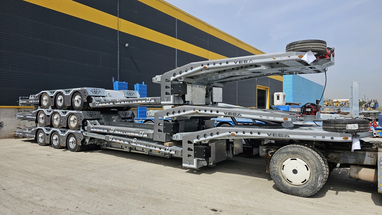 PROMAX 3 AXLE TRUCK CARRIER - شاحنة نقل سيارات نصف مقطورة: صور 2 PROMAX 3 AXLE TRUCK CARRIER - شاحنة نقل سيارات نصف مقطورة: صور 2