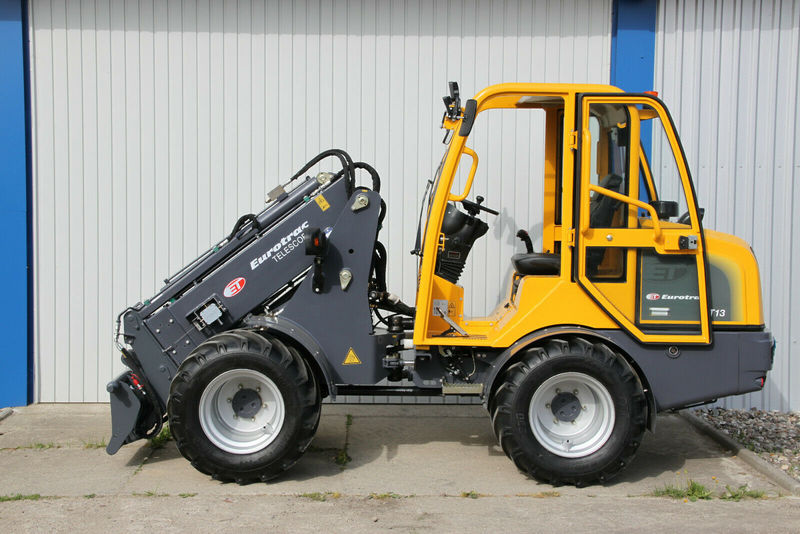 Eurotrac T 13 Teleskop Radlader Hoflader - جرافة ذات عجلات تلسكوبية: صور 2 Eurotrac T 13 Teleskop Radlader Hoflader - جرافة ذات عجلات تلسكوبية: صور 2