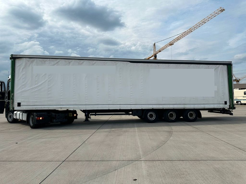 Kögel SN 24 * GETRÄNKE * HUBDACH * SAF-ACHSEN * - نقل الشراب نصف مقطورة: صور 3 Kögel SN 24 * GETRÄNKE * HUBDACH * SAF-ACHSEN * - نقل الشراب نصف مقطورة: صور 3