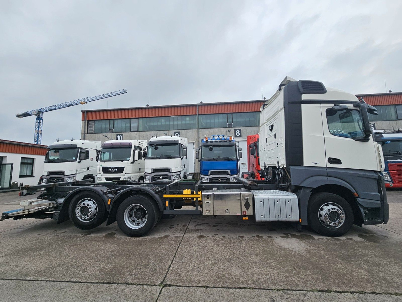 Mercedes-Benz ACTROS 2542 * VOLLLUFT * RETARDER * STANDH * BÄR - الشاسيه شاحنة: صور 4 Mercedes-Benz ACTROS 2542 * VOLLLUFT * RETARDER * STANDH * BÄR - الشاسيه شاحنة: صور 4
