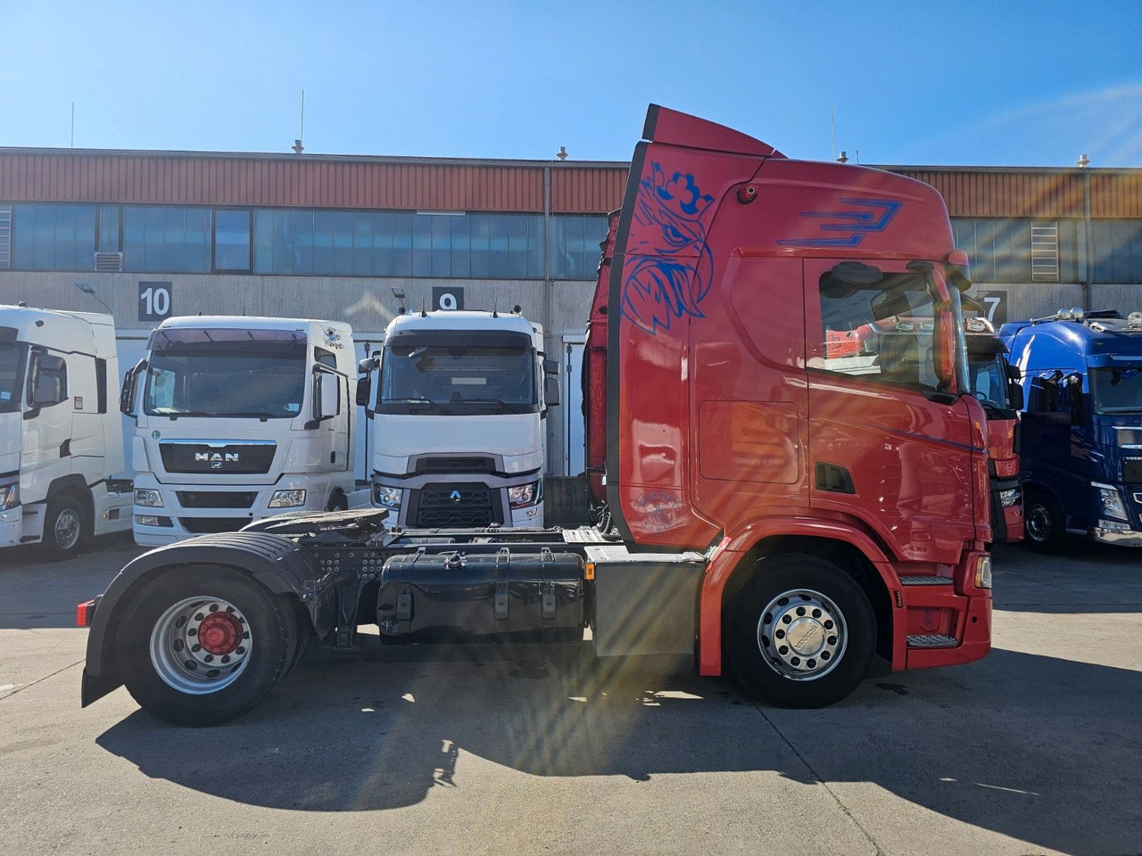 Scania R 460 * BRANDSCHADEN * ACC * RETARDER * LEDER * - شاحنة جرار: صور 4 Scania R 460 * BRANDSCHADEN * ACC * RETARDER * LEDER * - شاحنة جرار: صور 4