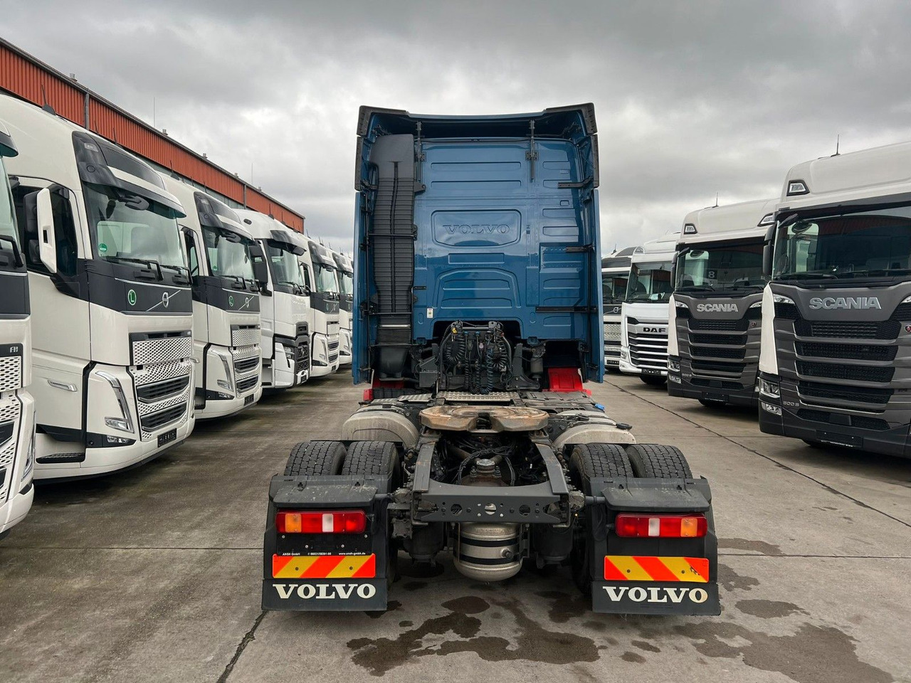 Volvo FH 460 * ACC * ALCOA *LEDER* RETAR * 1 HAND * - شاحنة جرار: صور 5 Volvo FH 460 * ACC * ALCOA *LEDER* RETAR * 1 HAND * - شاحنة جرار: صور 5