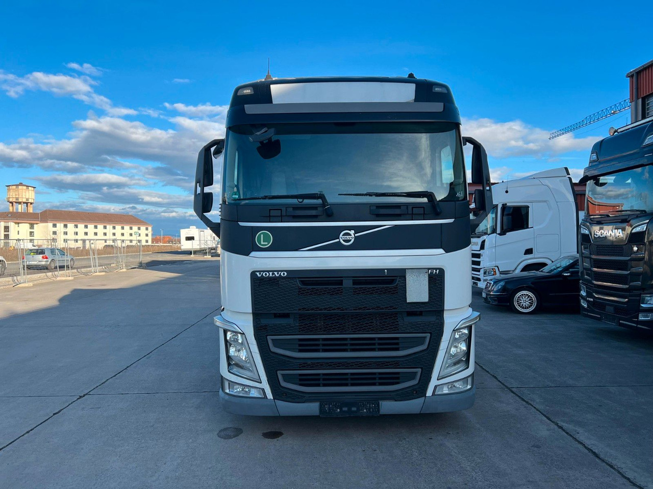 Volvo FH 460 * LOWLINER * RETARDER * VOLLLUFTFEDERUNG - شاحنة جرار: صور 2 Volvo FH 460 * LOWLINER * RETARDER * VOLLLUFTFEDERUNG - شاحنة جرار: صور 2