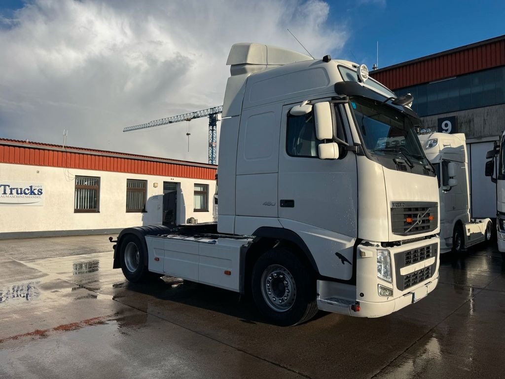 Volvo FH 460 * STANDKLIMA * GLOBETROTTER * 2 X TANK * - شاحنة جرار: صور 4 Volvo FH 460 * STANDKLIMA * GLOBETROTTER * 2 X TANK * - شاحنة جرار: صور 4