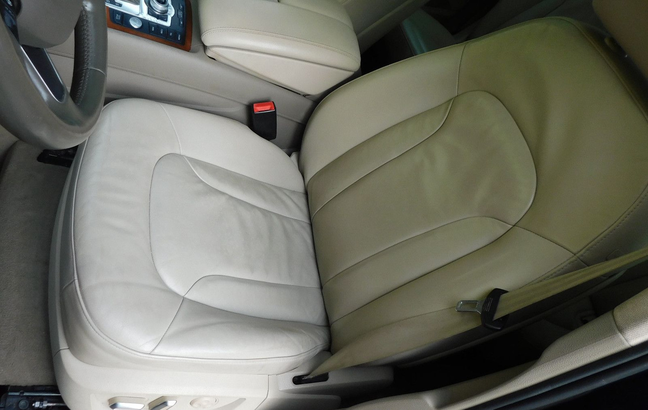 Audi Q7 3.0TFSI 7-Sitzer perfect for UA Export - سيارة دفع رباعي: صور 4 Audi Q7 3.0TFSI 7-Sitzer perfect for UA Export - سيارة دفع رباعي: صور 4