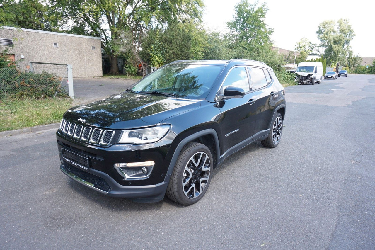 Jeep Compass 1.4 MultiAir 103kW Limited / Beats - سيارة دفع رباعي: صور 1 Jeep Compass 1.4 MultiAir 103kW Limited / Beats - سيارة دفع رباعي: صور 1